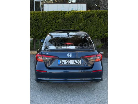 Sahibinden Honda Civic 1.5 i-VTEC Eco Elegance Plus 2025 Model