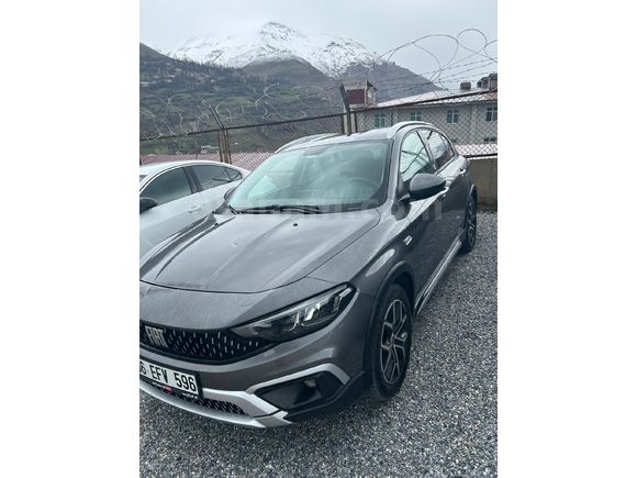 Sahibinden Fiat Egea Cross 1.4 Fire Lounge 2023 Model