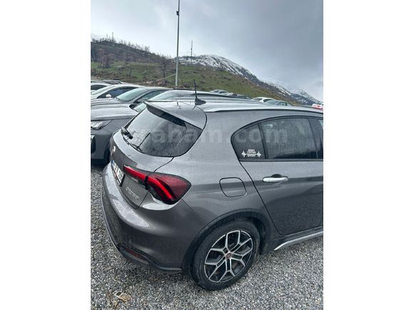 Sahibinden Fiat Egea Cross 1.4 Fire Lounge 2023 Model