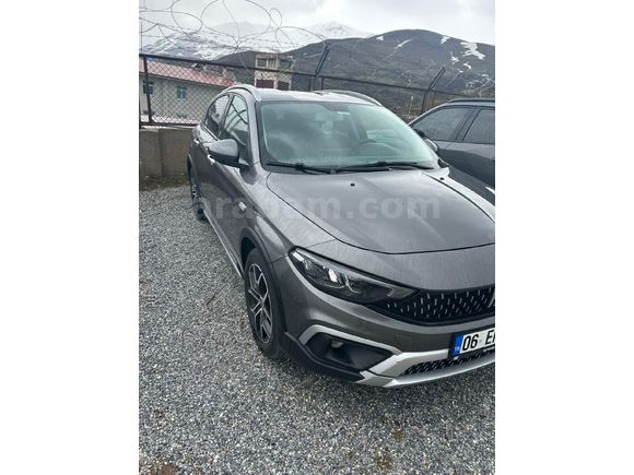 Sahibinden Fiat Egea Cross 1.4 Fire Lounge 2023 Model