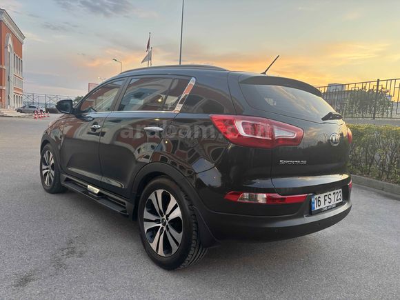 Yetkili Servis Bakımlı 2012 model 176000’bin km’de Otomatik 4x4