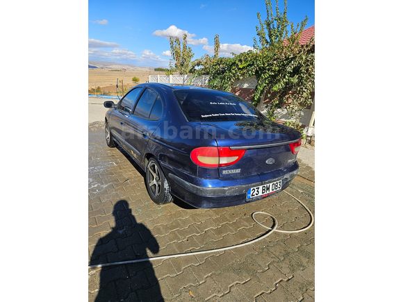 Sahibinden Renault Megane 1.4 Alize 2003 Model 