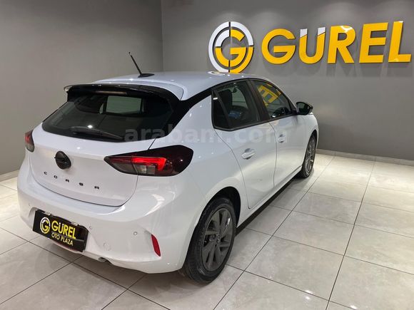 otomobil Opel Corsa 1.2 T Edition AT8