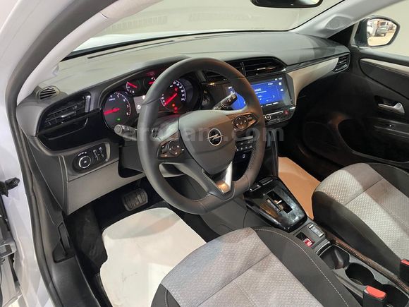 otomobil Opel Corsa 1.2 T Edition AT8
