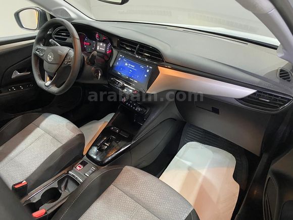 otomobil Opel Corsa 1.2 T Edition AT8