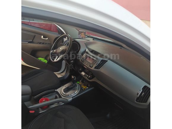 Sahibinden Kia Sportage 1.6 GDI Concept Plus 2015 Model  134.000 km Beyaz