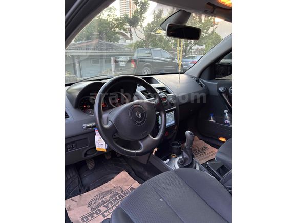 Sahibinden Renault Megane 1.6 Dynamique 2005 Model 