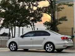 Sahibinden Volkswagen Jetta 1.6 TDi Highline 2011 Model  292.500 km Gri (Gümüş)