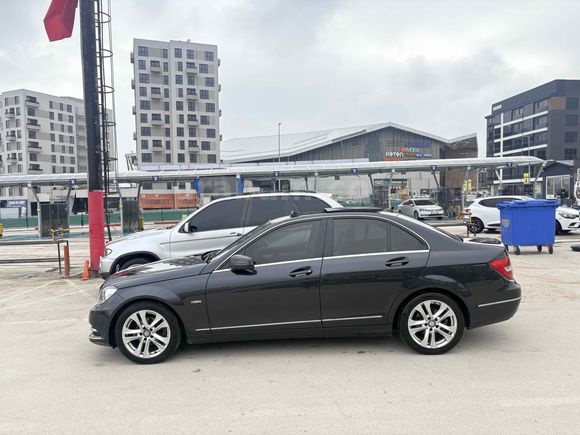ilk sahibinde  masrafsız  mercedes c180 