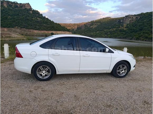 Sahibinden Ford Focus 1.6 Comfort 2011 Model