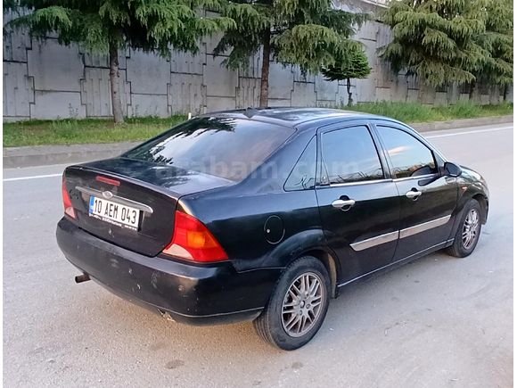 Sahibinden Ford Focus 2.0 Ghia 2000 Model