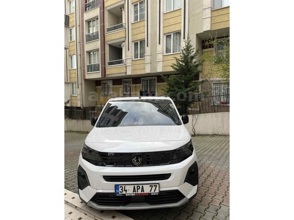 Sahibinden Peugeot Rifter 1.5 GT 2024 model hatasız boyasız değişensiz ful orijinal 