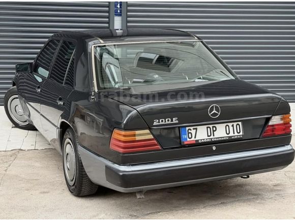 Sahibinden Mercedes - Benz 200 E 1993 Model