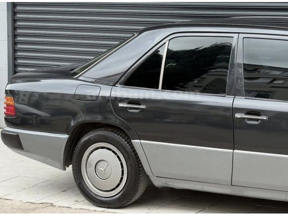 Sahibinden Mercedes - Benz 200 E 1993 Model