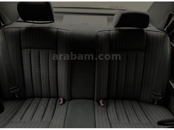 Sahibinden Mercedes - Benz 200 E 1993 Model