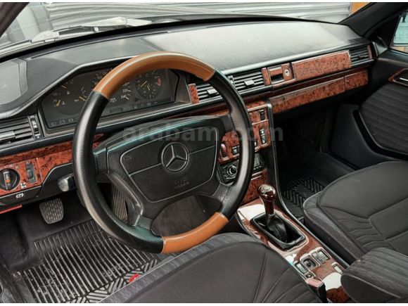 Sahibinden Mercedes - Benz 200 E 1993 Model