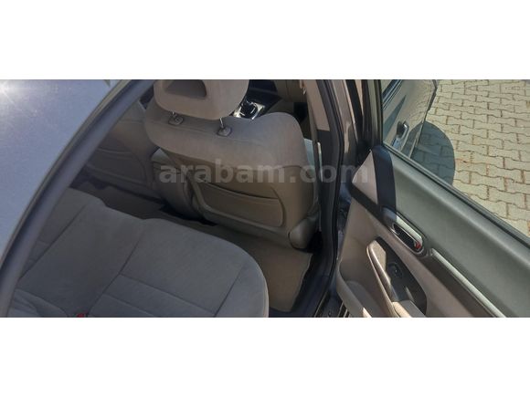 Sahibinden Honda Civic 1.6i VTEC Premium 2011 Model