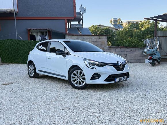 RENAULT CLİO TEMİZ BAKIMLI EKSİKSİZ DÜŞÜK KM
