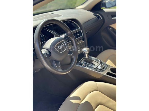 SAHİBİNDEN EMSALSİZ TERTEMİZ SUNROOFLU KARA ŞİMŞEK