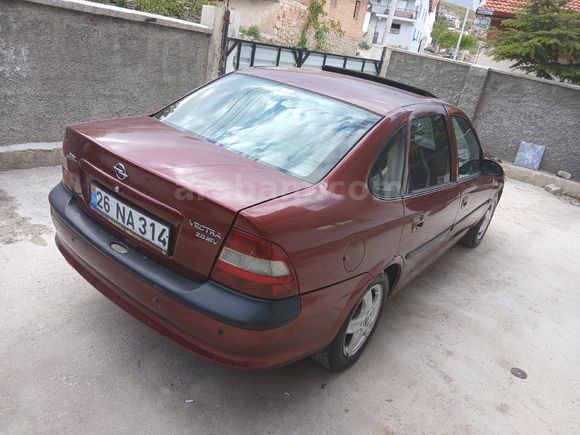 Galeriden Opel Vectra 2.0 CD 1996 Model Afyonkarahisar
