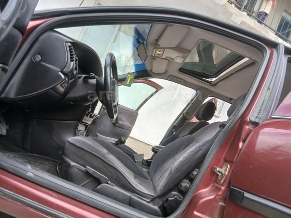 Galeriden Opel Vectra 2.0 CD 1996 Model Afyonkarahisar