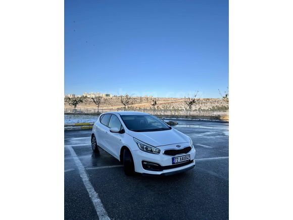 Sahibinden Kia Ceed 1.6 CRDi Comfort 2015 Model 
