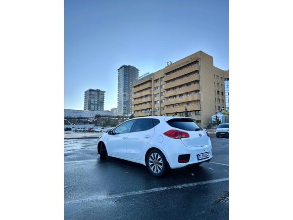 Sahibinden Kia Ceed 1.6 CRDi Comfort 2015 Model 