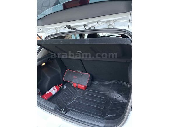 Sahibinden Kia Ceed 1.6 CRDi Comfort 2015 Model 