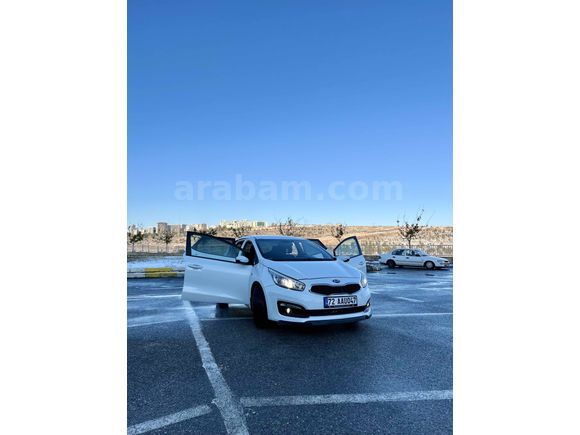 Sahibinden Kia Ceed 1.6 CRDi Comfort 2015 Model 
