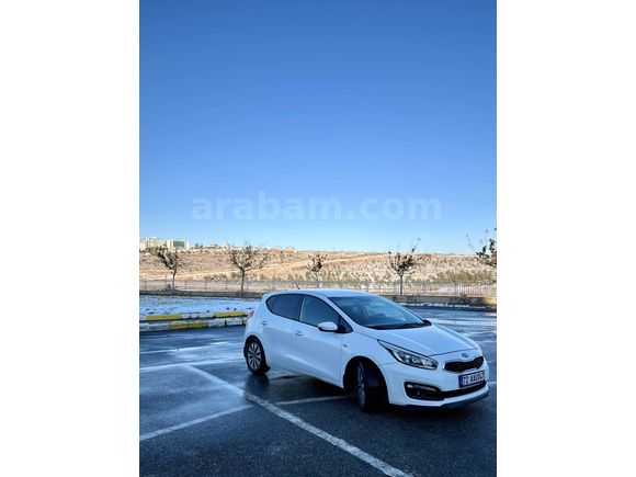 Sahibinden Kia Ceed 1.6 CRDi Comfort 2015 Model 