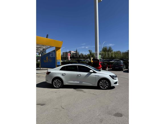 Sahibinden Renault Megane 1.3 TCe Icon 2020 Model 