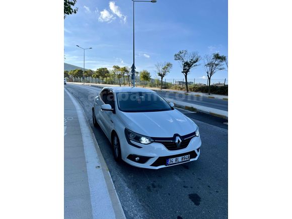 Orjinal Megane 4 HB Touch 2017 | Bakımlı | Değişensiz | Hasarsız