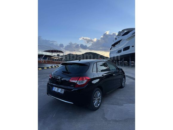 Sahibinden Citroen C4 1.6 e-HDi Confort Plus 2012 Model  302.000 km Siyah