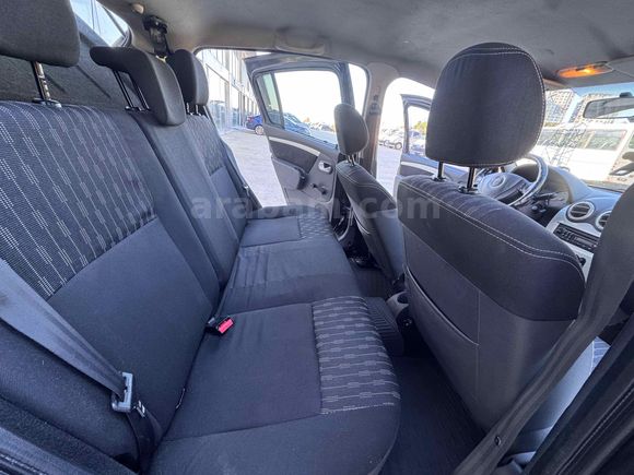 Sahibinden Dacia Sandero 1.5 dCi Black Line 2012 Model 