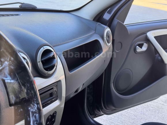 Sahibinden Dacia Sandero 1.5 dCi Black Line 2012 Model 