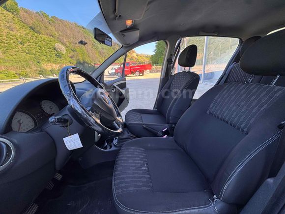 Sahibinden Dacia Sandero 1.5 dCi Black Line 2012 Model 