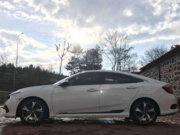 Sahibinden Honda Civic 1.5 i-VTEC Executive Plus 2020 Model 