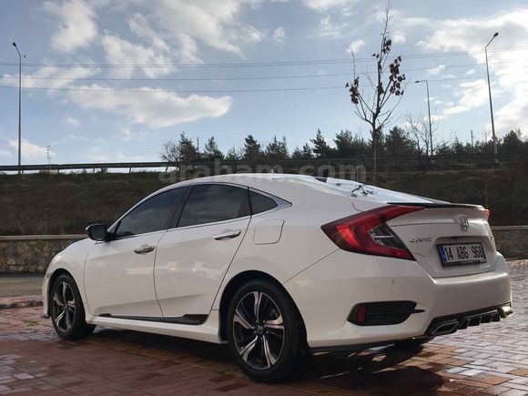 Sahibinden Honda Civic 1.5 i-VTEC Executive Plus 2020 Model 