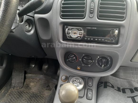 Sahibinden Renault Clio 1.4 RNA 2000 Model