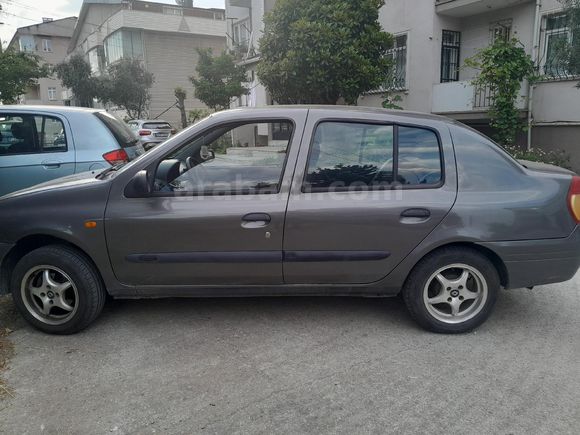 Sahibinden Renault Clio 1.4 RNA 2000 Model