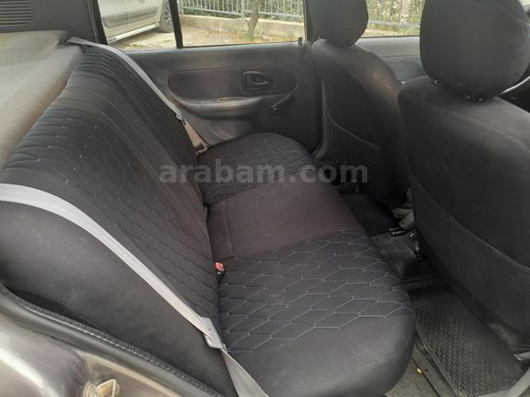 Sahibinden Renault Clio 1.4 RNA 2000 Model
