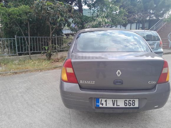 Sahibinden Renault Clio 1.4 RNA 2000 Model