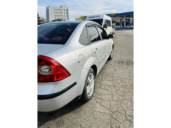 Sahibinden Ford Focus 1.6 Ghia 2008 Model 