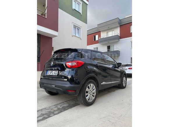 Sahibinden Renault Captur 1.5 dCi Touch 2013 Model  195.000 km Siyah