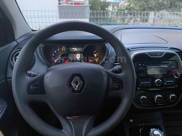 Sahibinden Renault Captur 1.5 dCi Touch 2013 Model  195.000 km Siyah