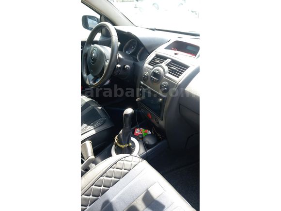 Sahibinden Renault Megane 1.6 Dynamique 2004 Model