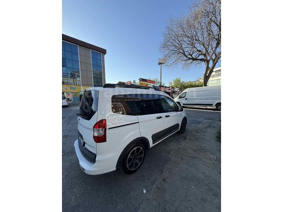 Sahibinden orjinal Ford Tourneo Courier Titanium Plus 2023 Model 