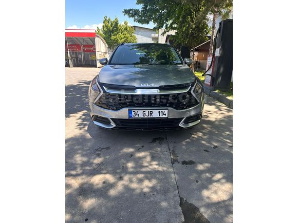 KİA SPORTAGE HİBRİD BOYASIZ TRAMERSİZ TEMİZ AİLE ARACI