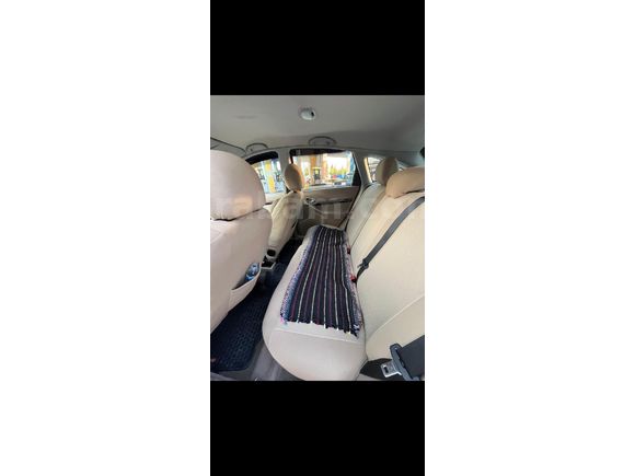 Sahibinden Ford Focus 1.6 Ghia 2003 Model