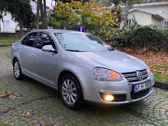 Sahibinden Volkswagen Jetta 1.6 TDi Comfortline 2011 Model 